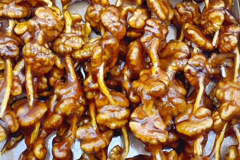 Walnut-filled Antep Sausage